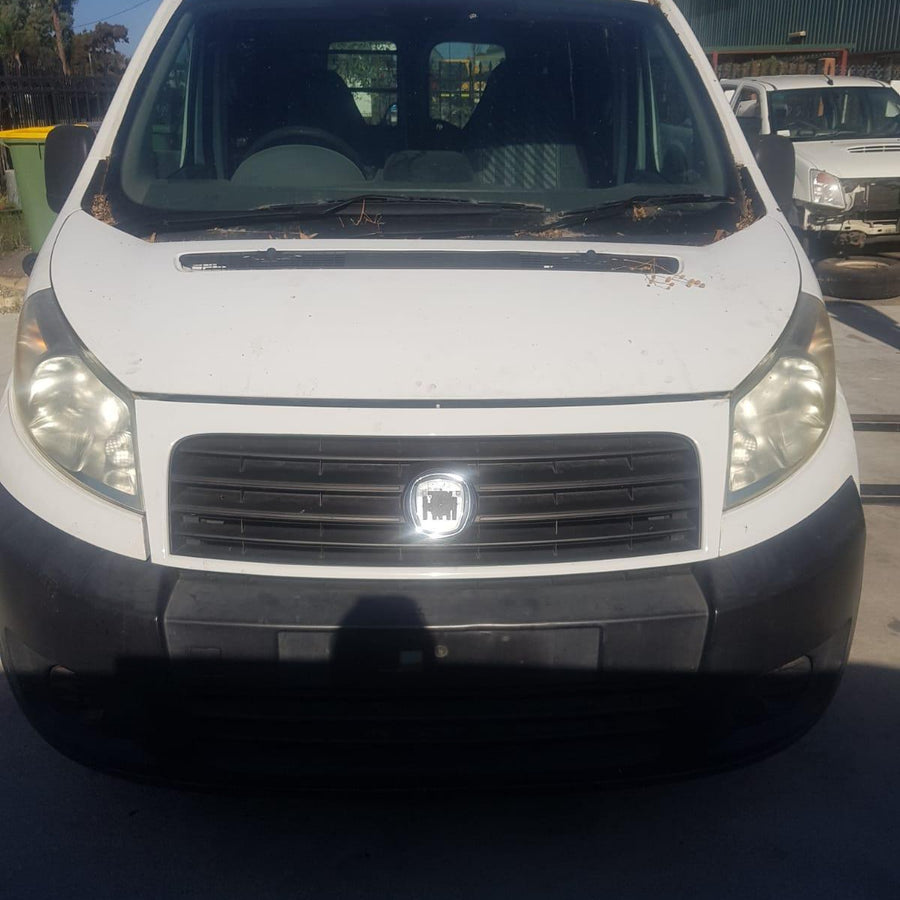 2013 Fiat Scudo Left Front Door
