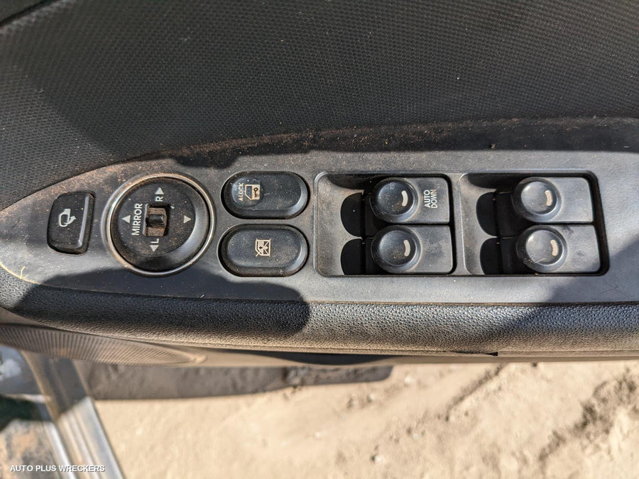 2011 Hyundai I30 Right Front Door