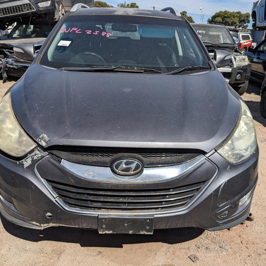 2012 Hyundai Ix35 Right Front Window Reg Motor