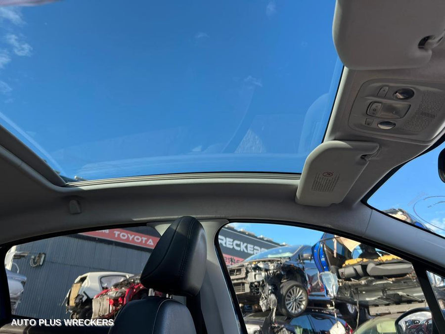 2013 Peugeot 208 Left Rear Door Sliding