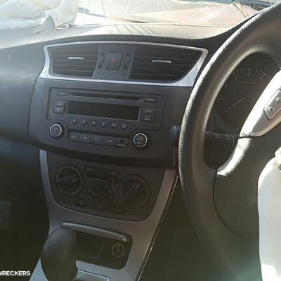 2014 Nissan Pulsar Radio Cd Dvd Sat Tv