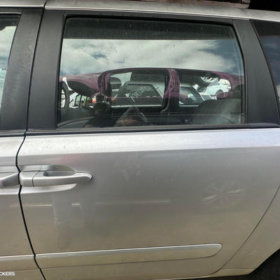 2013 Kia Carnival/grand Carnival Overflow Bottle