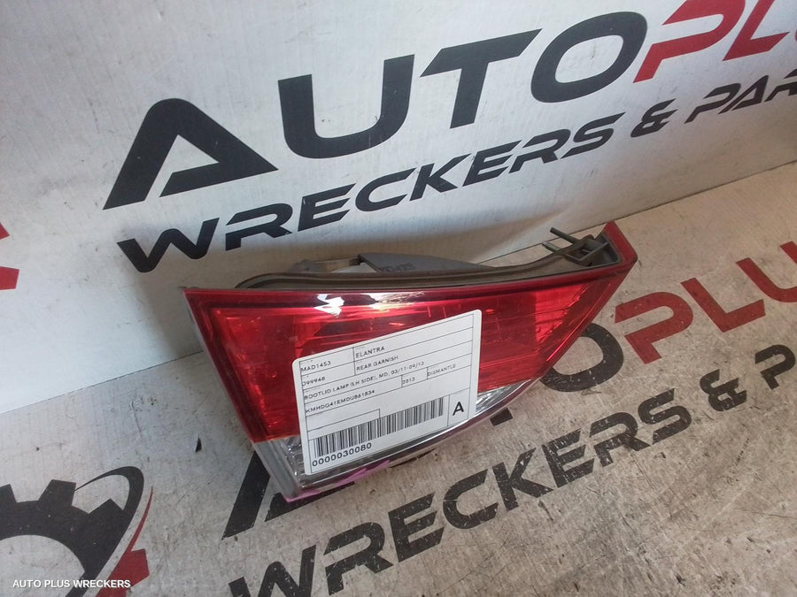 2013 Hyundai Elantra Rear Garnish