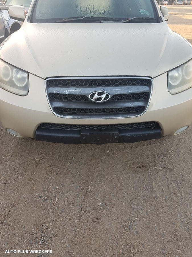 2006-2009 Hyundai Santa Fe Rear Garnish