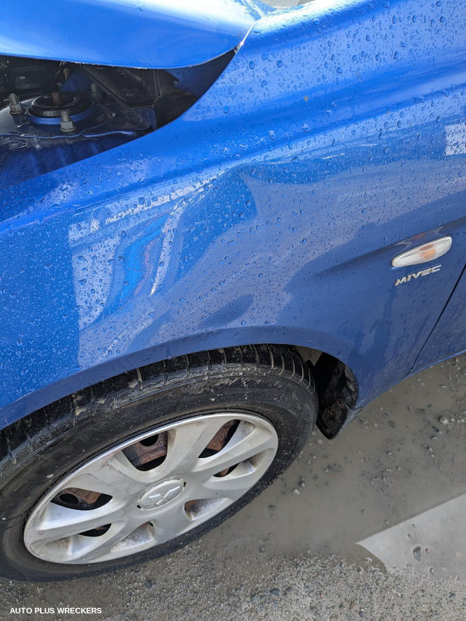 2012 Mitsubishi Lancer Console