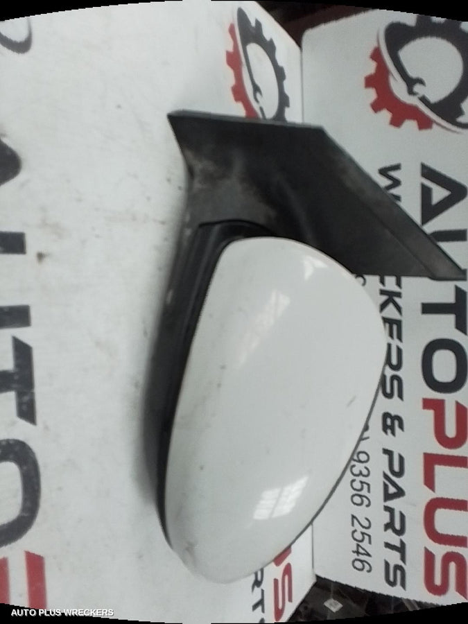 2009-2017 Holden Cruze Left Door Mirror