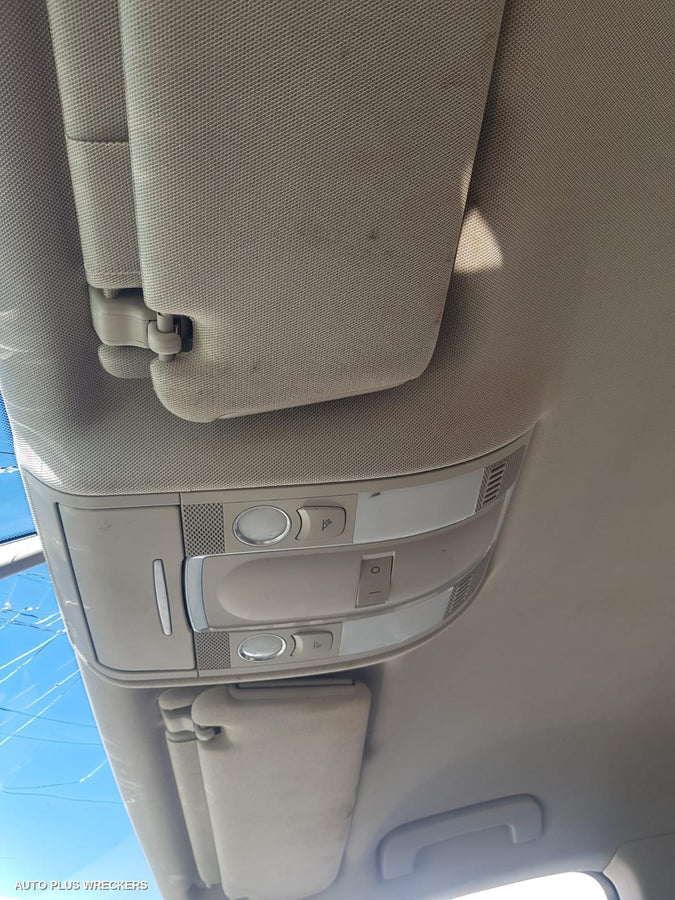 2010 Audi Q7 R Bar Bracket Reinfo