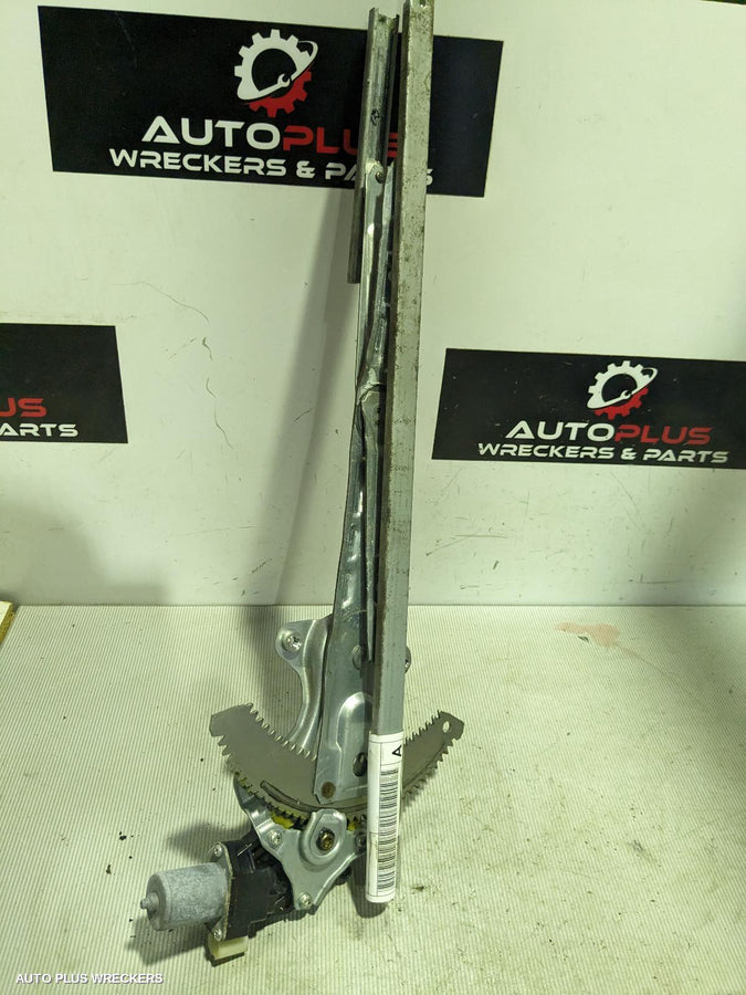2022 Mitsubishi Pajero Left Front Window Reg Motor