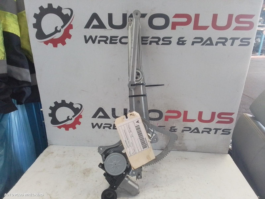 2014 Toyota Landcruiser Left Front Window Reg Motor