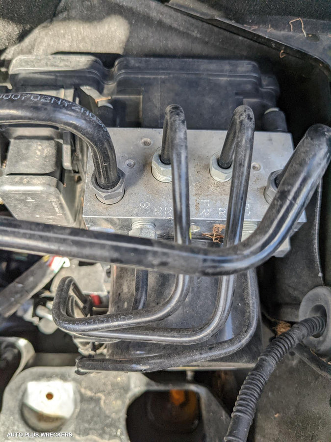 2012 LAND ROVER RANGEROVER EVOQUE LEFT DOOR MIRROR