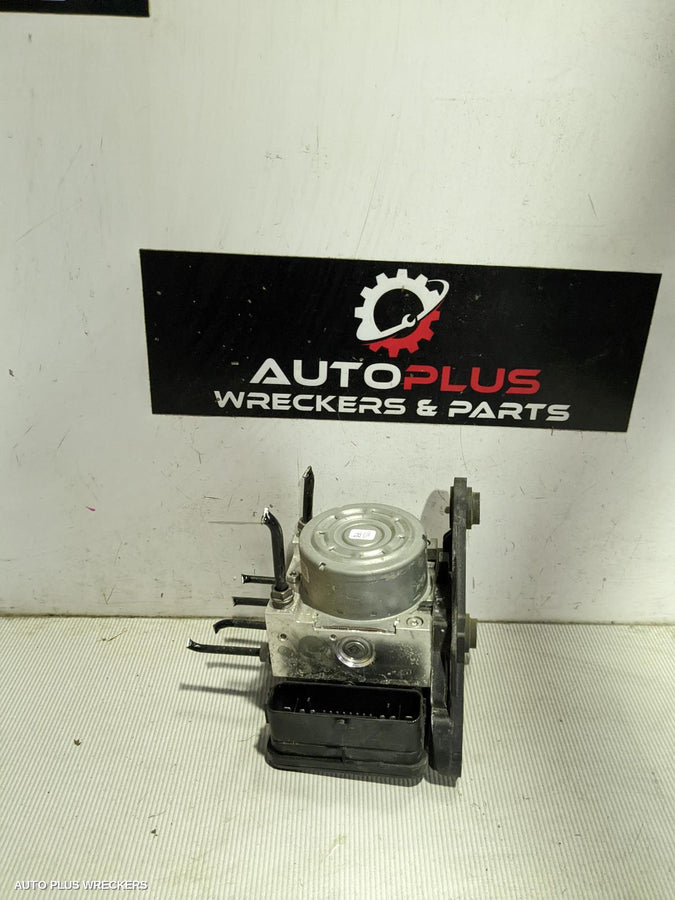 2016 Volkswagen Tiguan Abs Pump Modulator