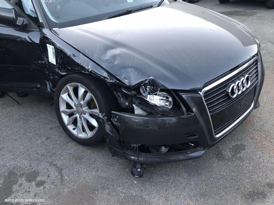 2004-2013 Audi A3 Left Rear Door Sliding