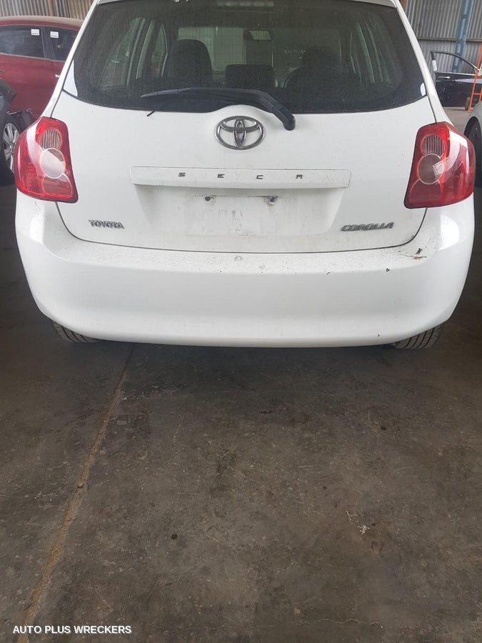 2008 Toyota Corolla Door Handle