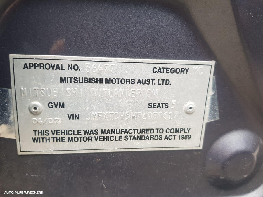 2007 Mitsubishi Outlander Right Door Mirror