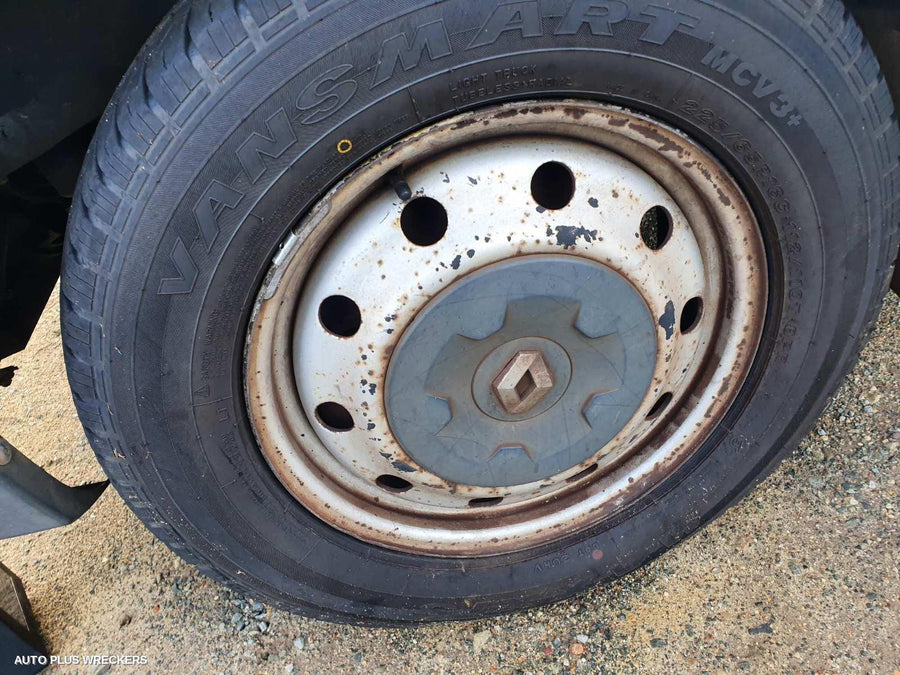 2008 Renault Master Right Guard