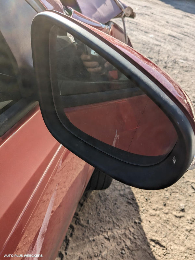 2009 Volkswagen Golf Left Rear Door Sliding