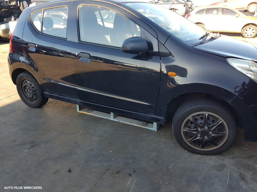 2010 Suzuki Alto Left Rear Door Window