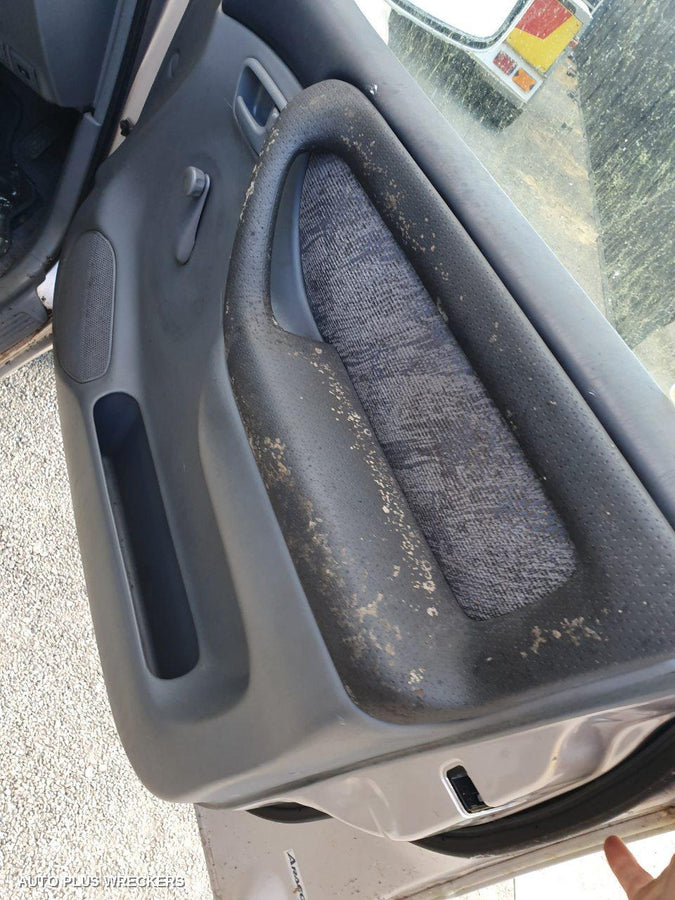 1999 Toyota Landcruiser Left Taillight