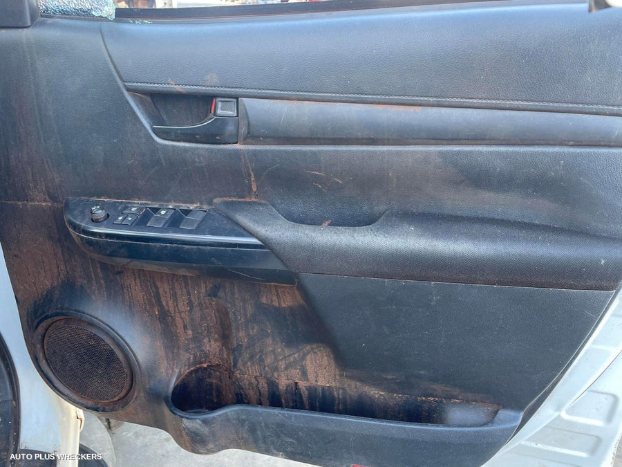 2018 Toyota Hilux Right Rear Strut