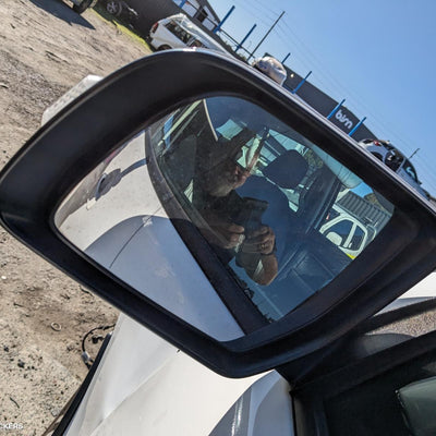 2018 Ford Everest Right Rear Side Glass