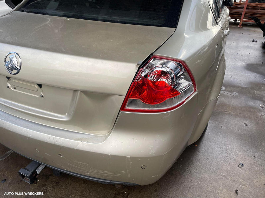 2009 Holden Commodore Right Headlamp