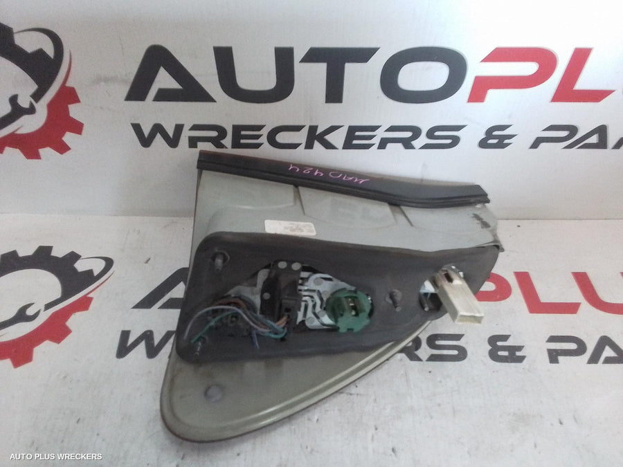 2002 Bmw X5 Left Taillight