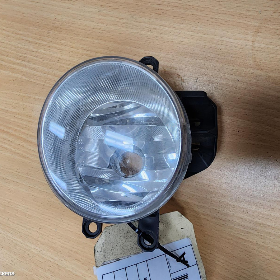 2017 Toyota Corolla Right Indicator Fog Side