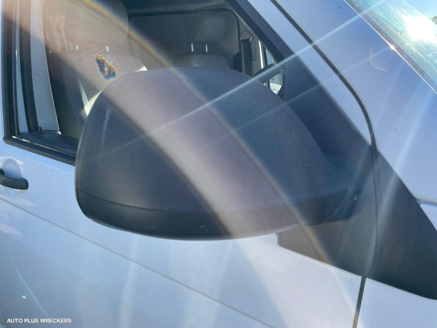 2011 Volkswagen Transporter Right Taillight