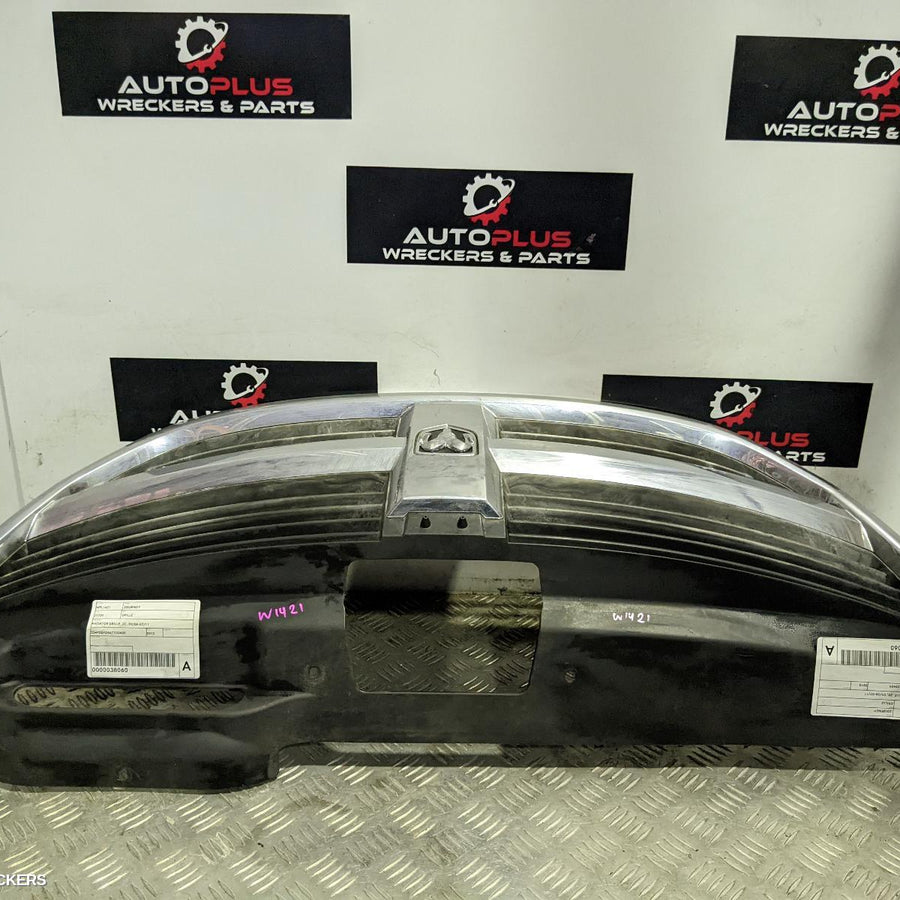 2008-2011 Dodge Journey Grille