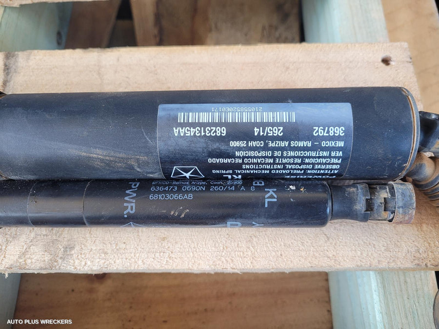 2014-2022 Jeep Cherokee Hatch Strut