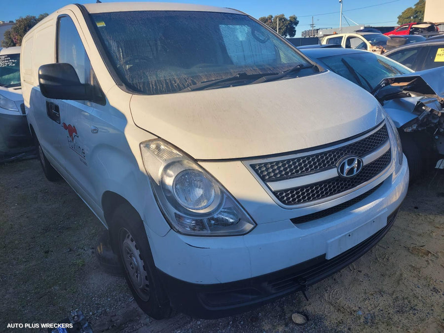 2011 Hyundai Iload/imax Right Door Mirror