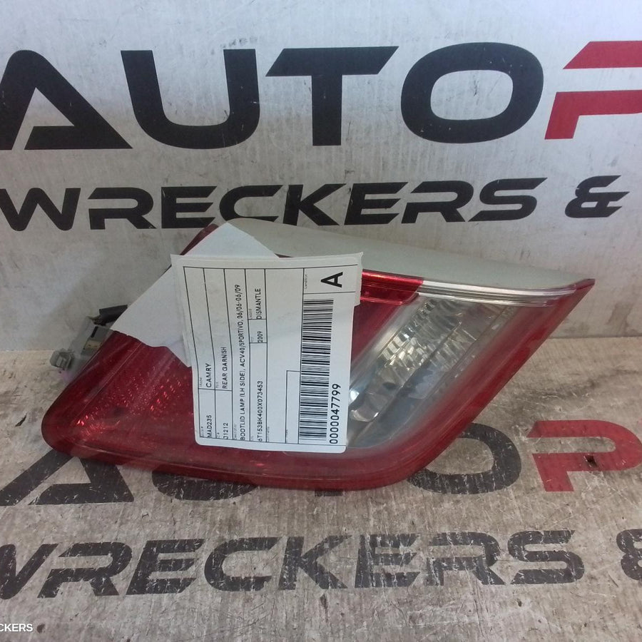 2006-2009 Toyota Camry Rear Garnish