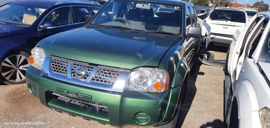 2002 Nissan Navara Left Guard