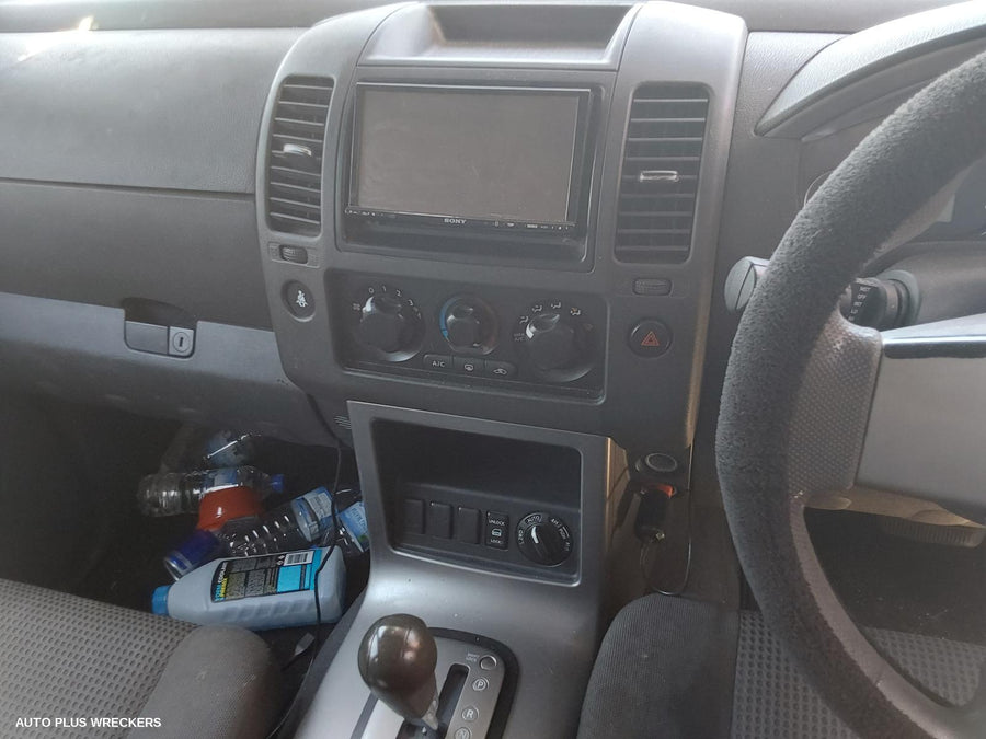 2006 Nissan Pathfinder Grille