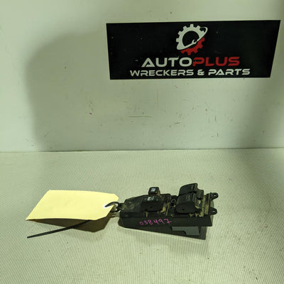 2005-2014 Toyota Hiace Pwr Dr Wind Switch