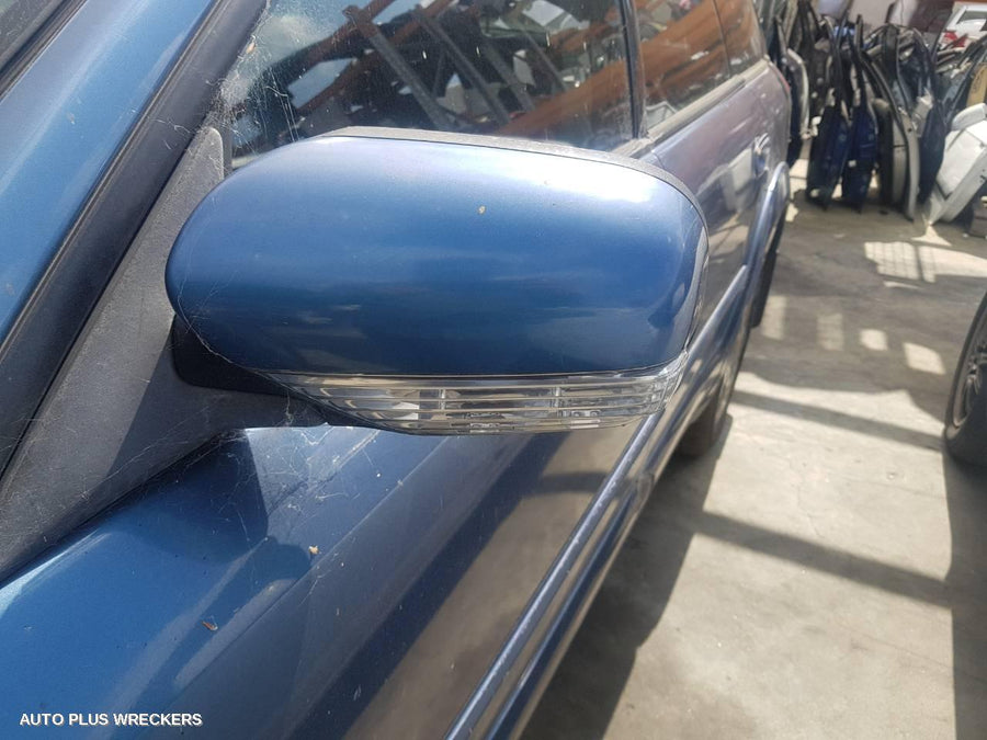 2003 Subaru Outback Right Guard