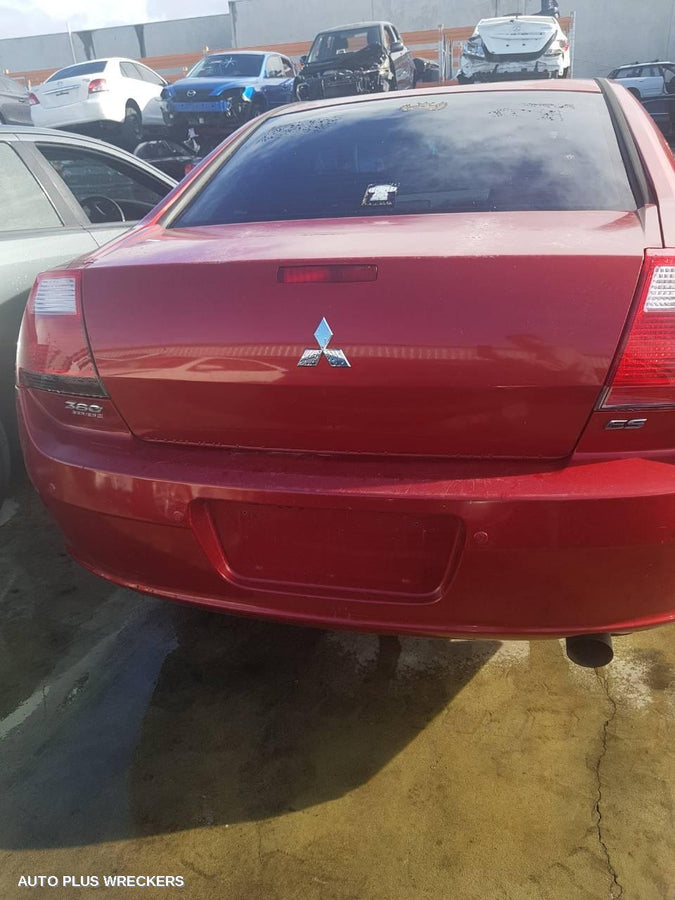 2007 Mitsubishi 380 Bootlid Tailgate