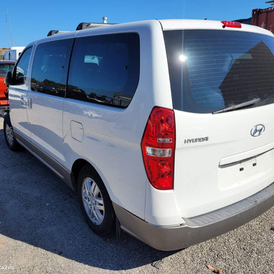 2018 Hyundai Iload/imax Left Rear Side Glass
