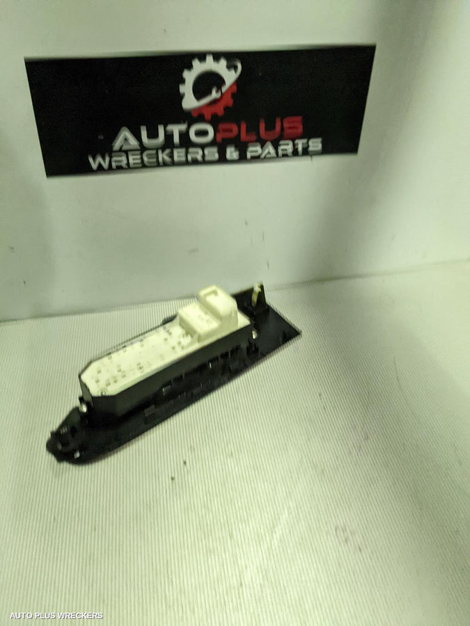 2016 Toyota Corolla Pwr Dr Wind Switch