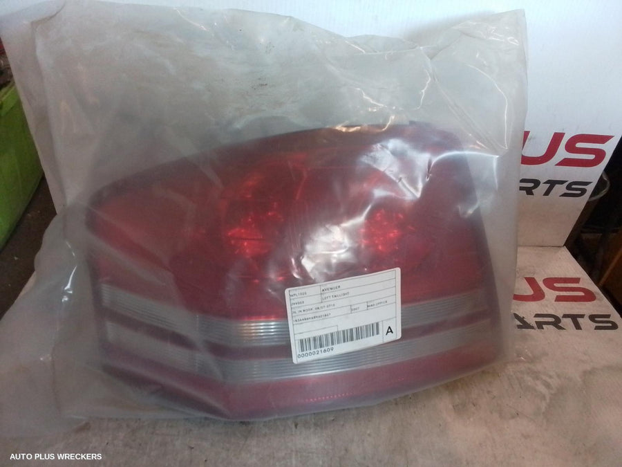 2007 Dodge Avenger Left Taillight