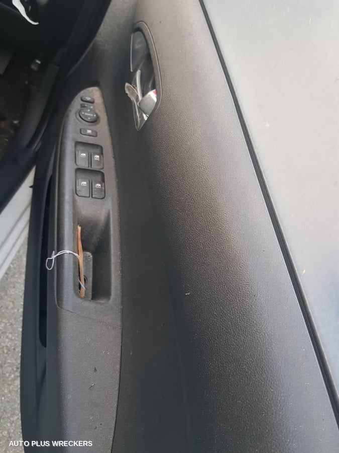 2012 Hyundai I20 Left Rear Wnd Reg Motor