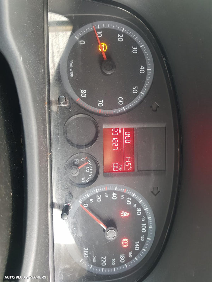 2007 Volkswagen Caddy Left Front Door