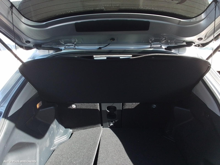 2022 Toyota Yaris Cross Sunvisor