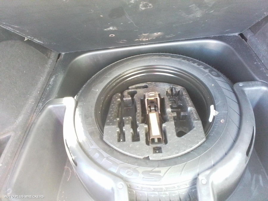 2012 Jeep Grandcherokee Left Front Door