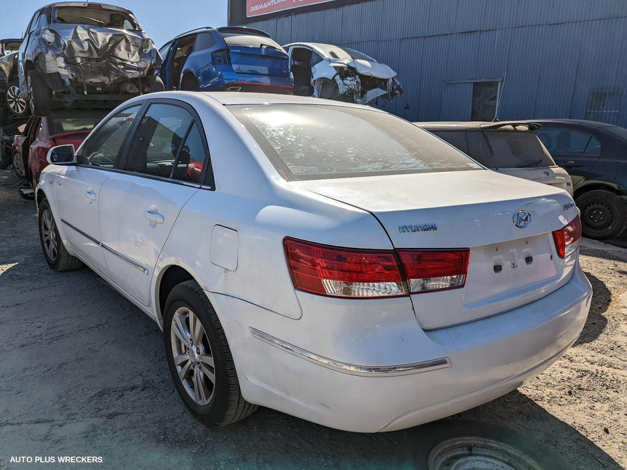 2009 Hyundai Sonata Bonnet