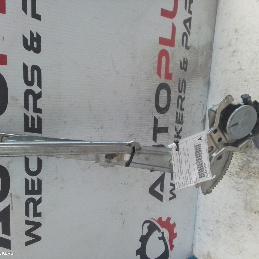 2009-2014 Suzuki Alto Right Front Window Reg Motor