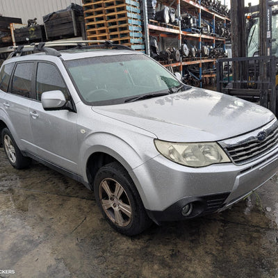 2008-2012 Subaru Forester Right Front Door Window