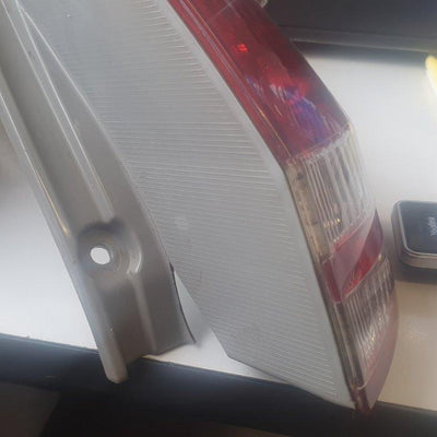 2006-2008 Toyota Tarago Right Taillight