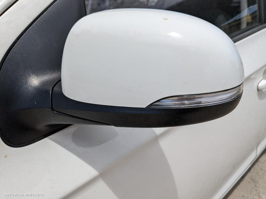 2012 Hyundai I20 Radio Cd Dvd Sat Tv