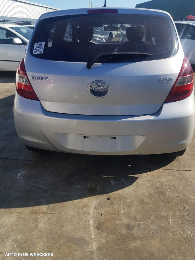 2010-2012 Hyundai I20 Right Guard